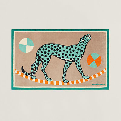 ビーチタオル 《レオパード》 | Hermès - エルメス-公式サイト ビーチタオル 《レオパード》 | Hermès - エルメス-公式サイト